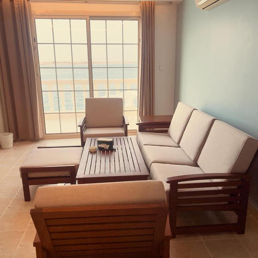 Al Ahmadi Plaza Resort Янбу Екстериор снимка