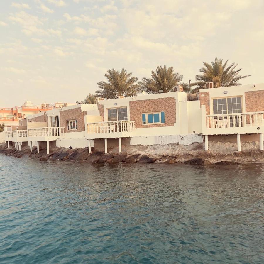 Al Ahmadi Plaza Resort Янбу Екстериор снимка