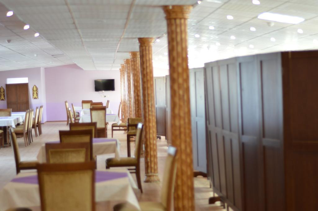Al Ahmadi Plaza Resort Янбу Екстериор снимка